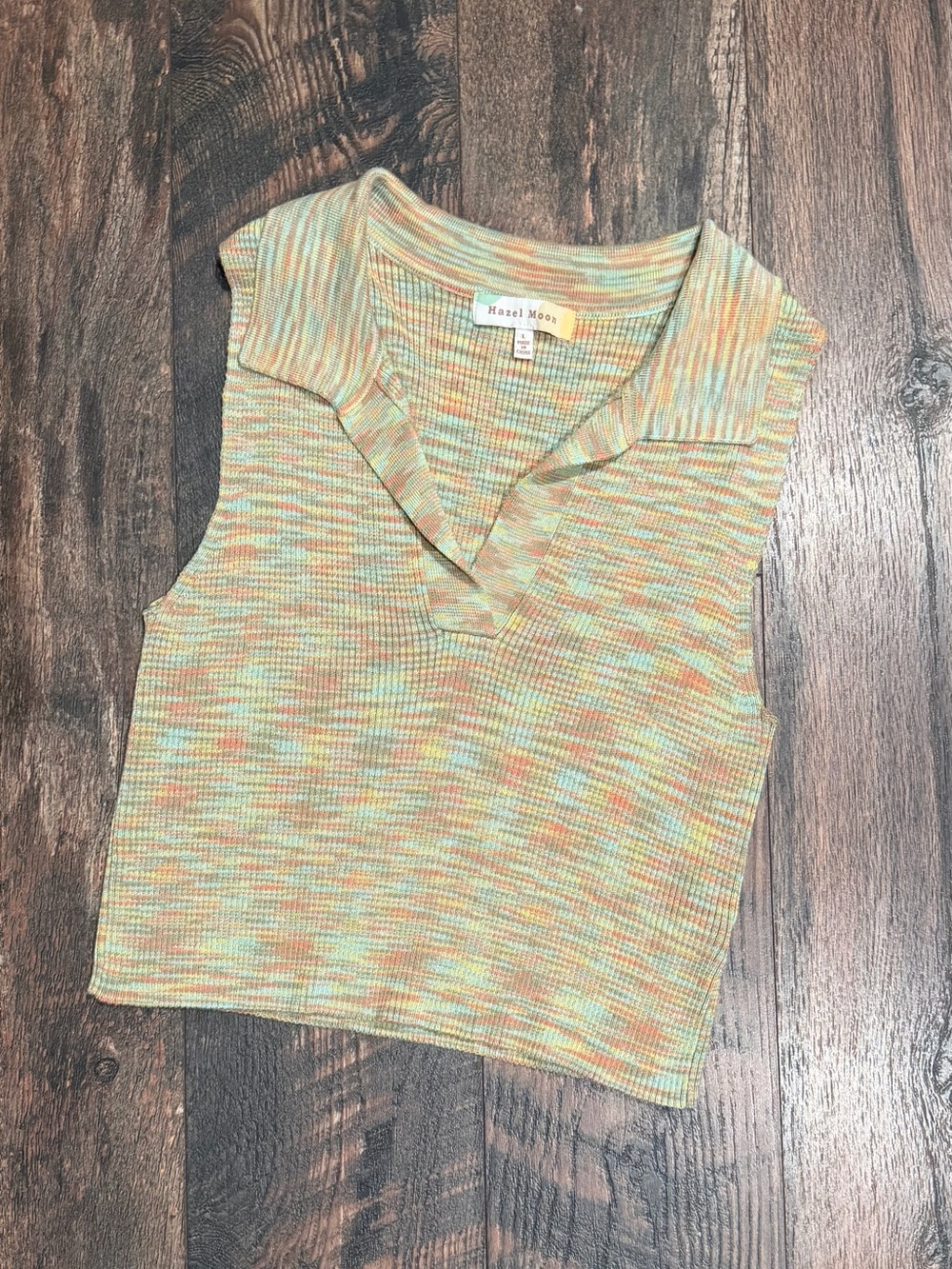 Hazel Moon Sleeveless Collared Knit Top - Mint Green/Peach